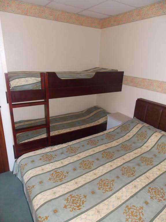 Pearl Hotel Blackpool Bagian luar foto